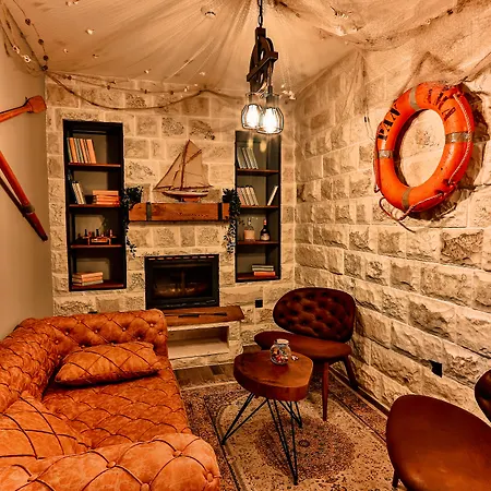 Boutique Tate By Aycon 4*